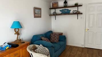 TV, books, stereo