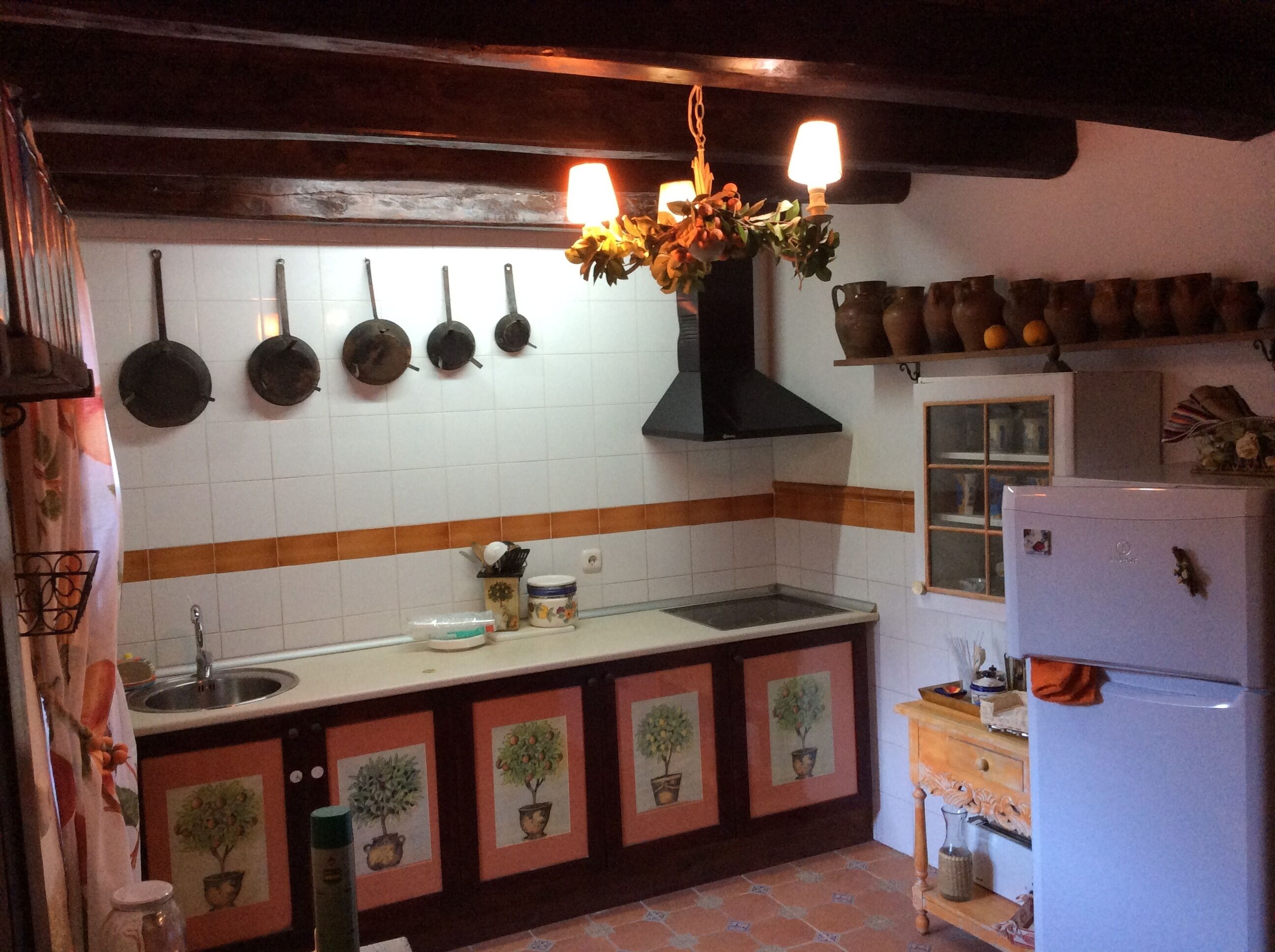 Self catering Lindos Huespedes for 17 people