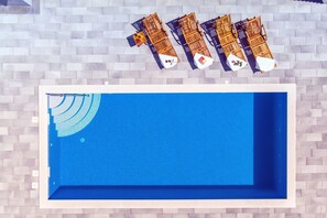 Piscine extérieure, piscine chauffée