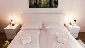 3 bedrooms, iron/ironing board, free WiFi, bed sheets - My City Apartments - Luxury & Good Vibes (Vienna)