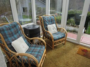 Interior - Cottage, 4 miles from Loch Ness (inverness)
