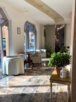 Interior - Hotel Miramonti (Saint-Vincent)