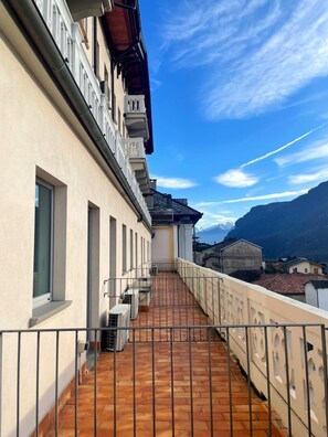Balcony - Hotel Miramonti (Saint-Vincent)