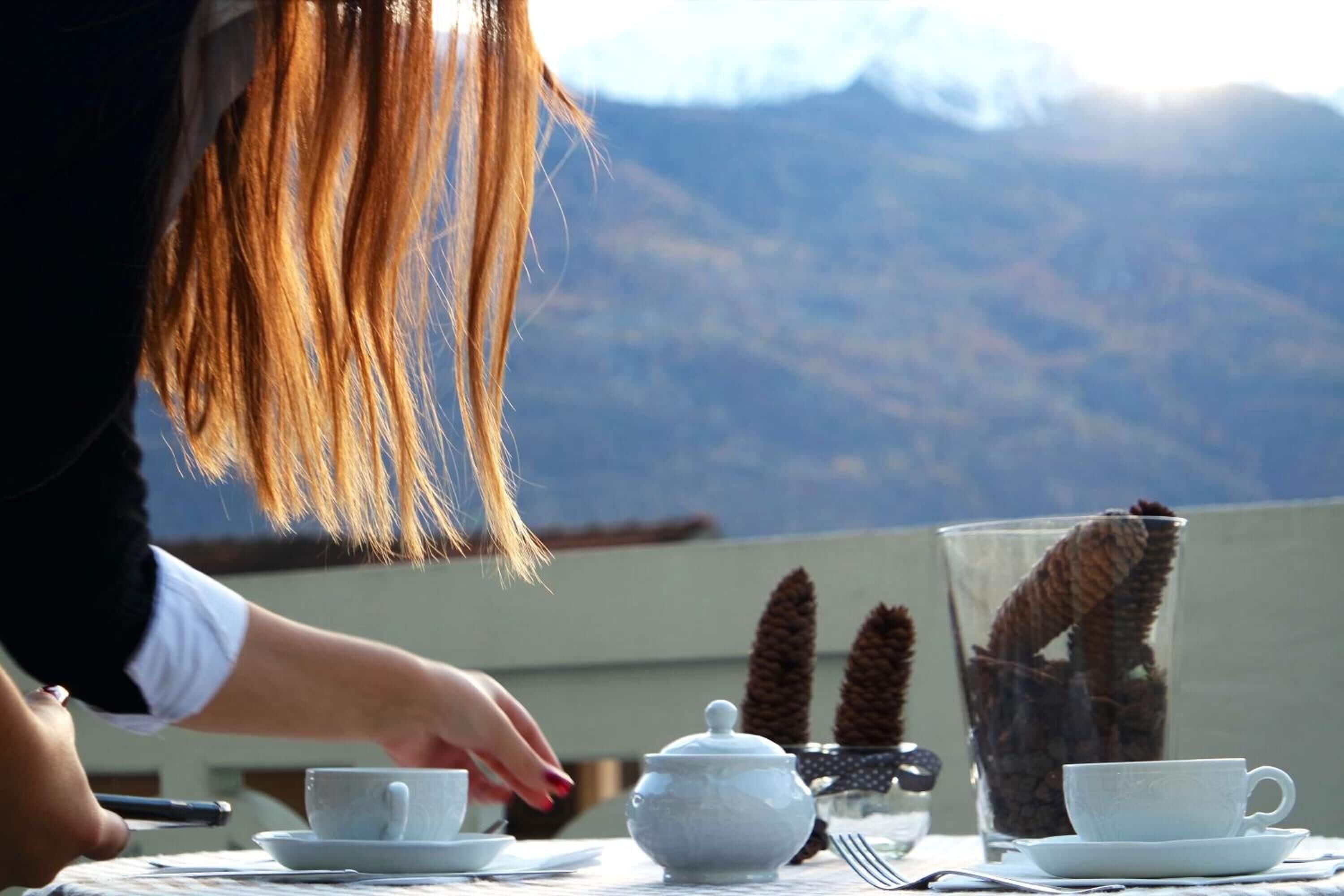 Der serveres morgenmad, frokost, aftensmad og italienske retter 