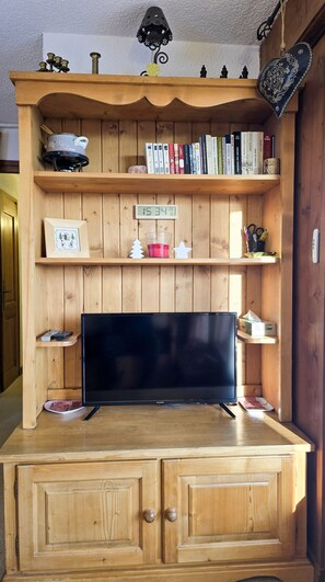 Interior - Exceptional view of the village and the mountain (Megève)