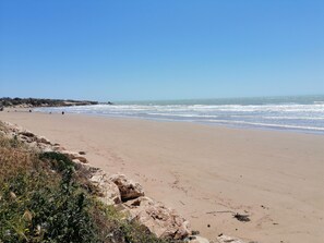 In Strandnähe, Liegestühle