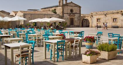 Holiday Home 200 meters from beautiful Sandy Beach Ispica Cirica