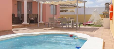 Innenpool, Außenpool