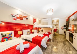 1 chambre, fer et planche à repasser, Wi-Fi, literie fournie