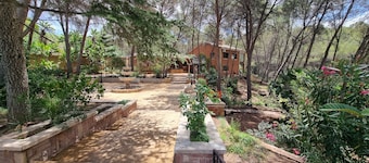 Impressive chalet in a quiet rural area near to the beach