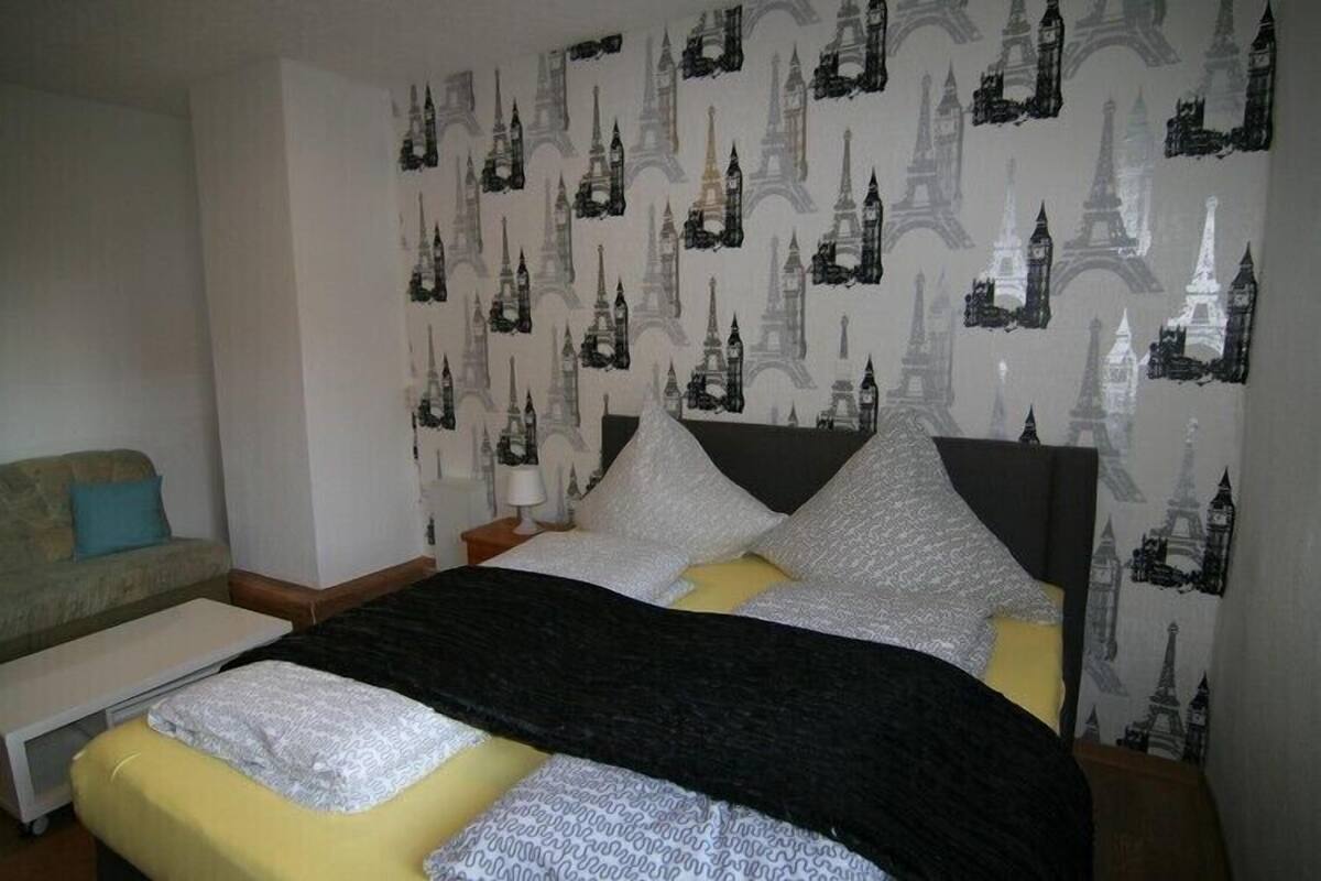Triple Room | Free WiFi, bed sheets