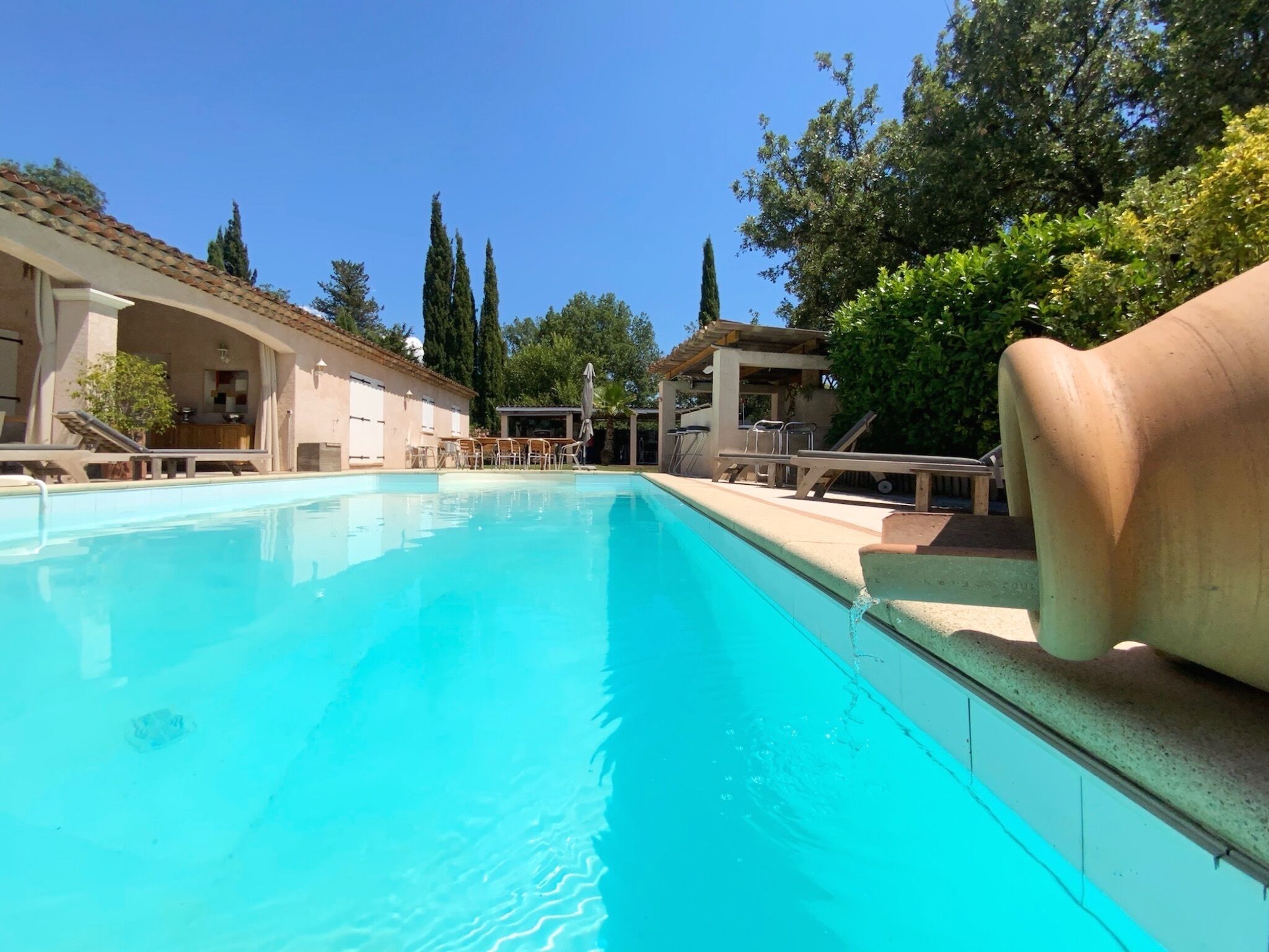 Piscine extérieure, piscine chauffée
