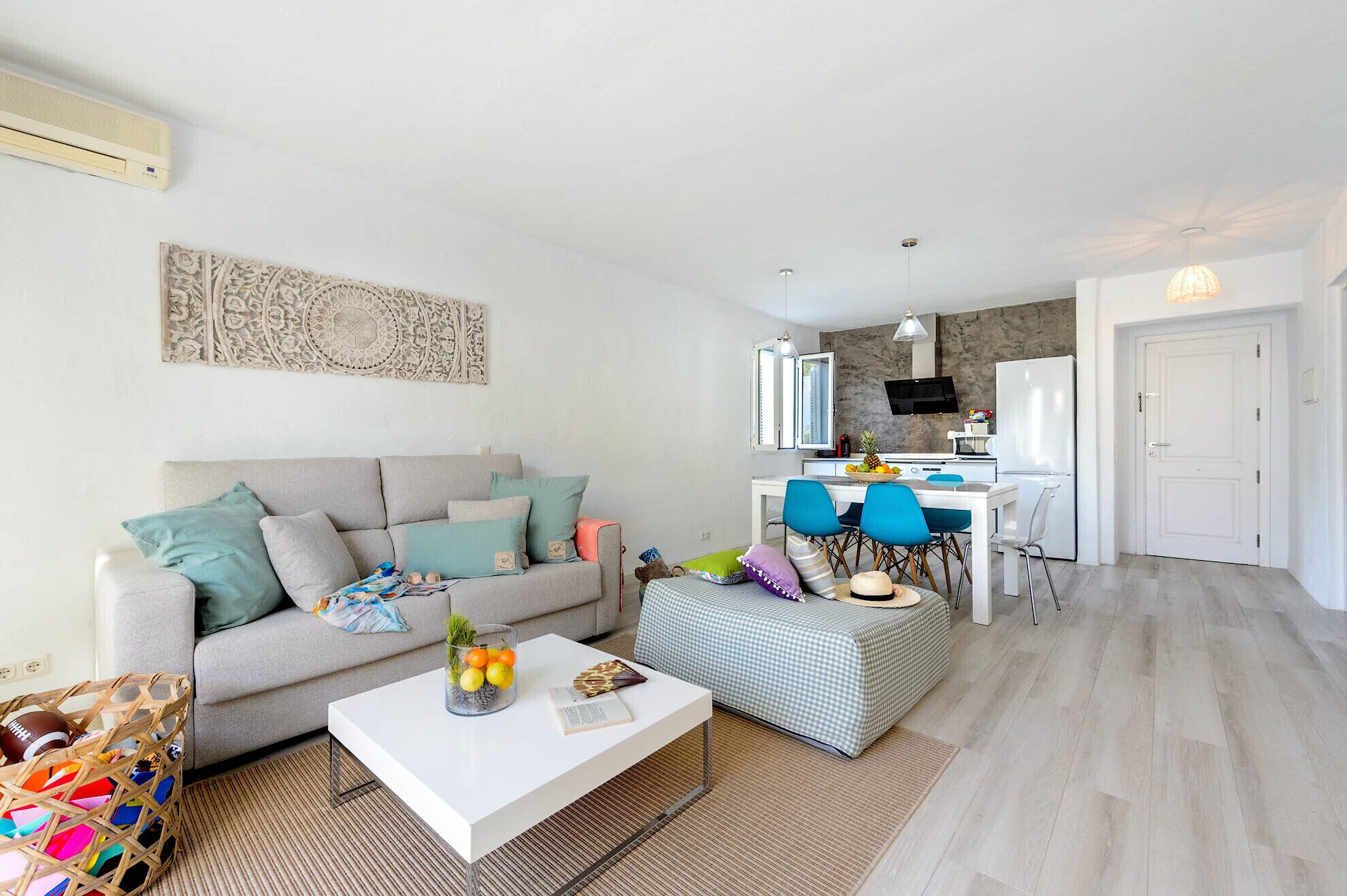 CALA VADELLA HOUSE, beautiful house near the beach. 