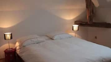 3 habitaciones, tabla de planchar con plancha y wifi gratis