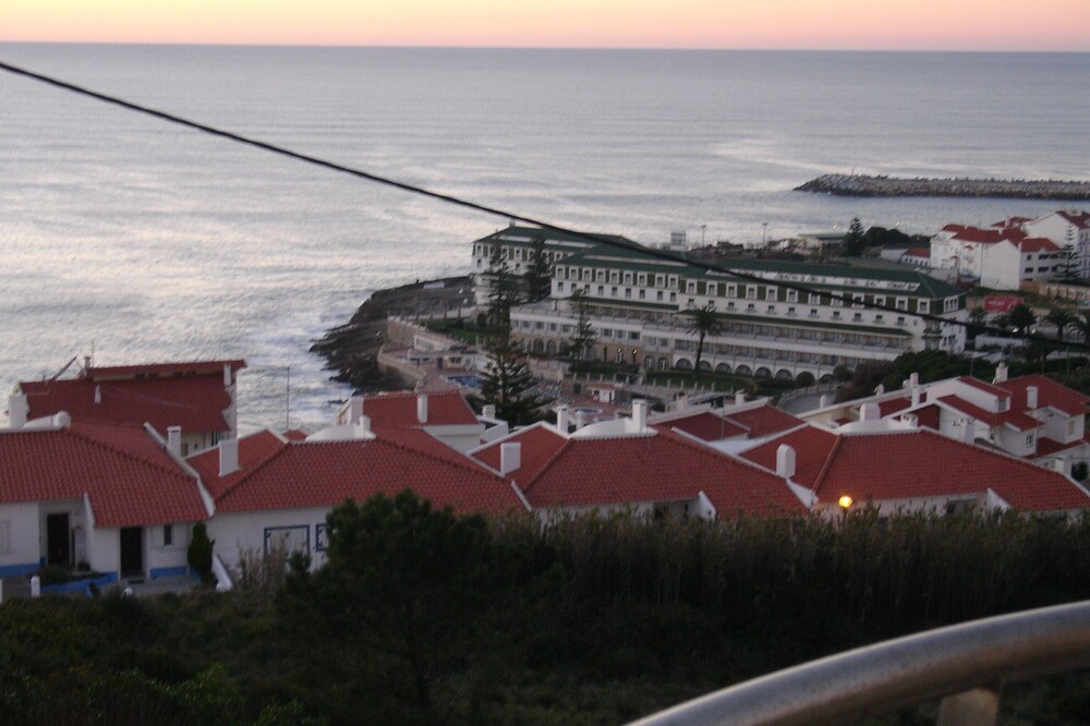 Luxury Apartment wit a privileged sea view, swimming pool, 5 min walk from the beach