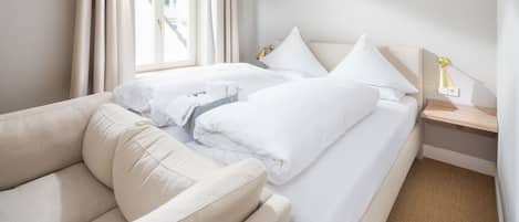 Comfort-Apartment, 1 Queen-Bett (for 2) | Allergikerbettwaren, schallisolierte Zimmer, Bügeleisen/Bügelbrett