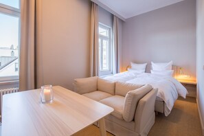 Comfort Apartment, 1 Queen Bed (for 2) | Hypo-allergenic bedding, soundproofing, iron/ironing board, free WiFi - Logierhaus Rosa-Lena (Norderney)