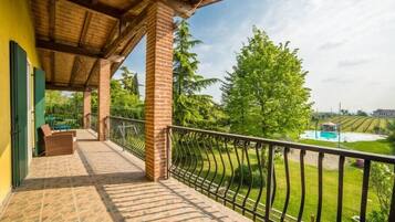 Double Room, 1 Queen Bed, Non Smoking | Balcony