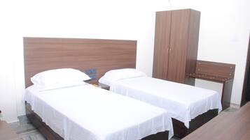 Frigobar, Wi-Fi de cortesia, roupa de cama