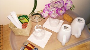Quadruple Room (5) | Desk, blackout drapes, iron/ironing board (on request), WiFi (free) - Baldassini Suites (Rome)
