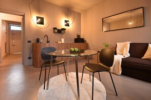 Apartment, 1 Schlafzimmer, Nichtraucher | Wohnbereich | Flachbildfernseher