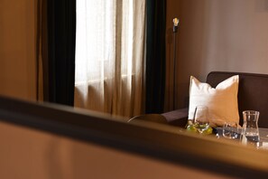 Apartment, 1 Schlafzimmer, Nichtraucher | Wohnbereich | Flachbildfernseher