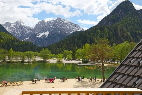 Superior maisonnette | Individueel gedecoreerd, individueel gemeubileerd, een bureau