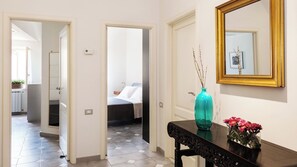 2 Schlafzimmer, Bügeleisen/Bügelbrett, Bettwäsche