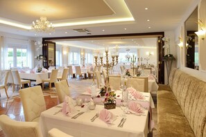 Banquet hall - Hotel Hammermühle (Wahlrod)