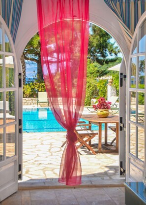 Pool - Avlaki Beach House, Stylish Villa, Opening Onto Extraordinary Sheltered Beach (Kassiopi)