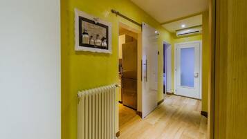 Apartment, 2 Bedrooms, City View
