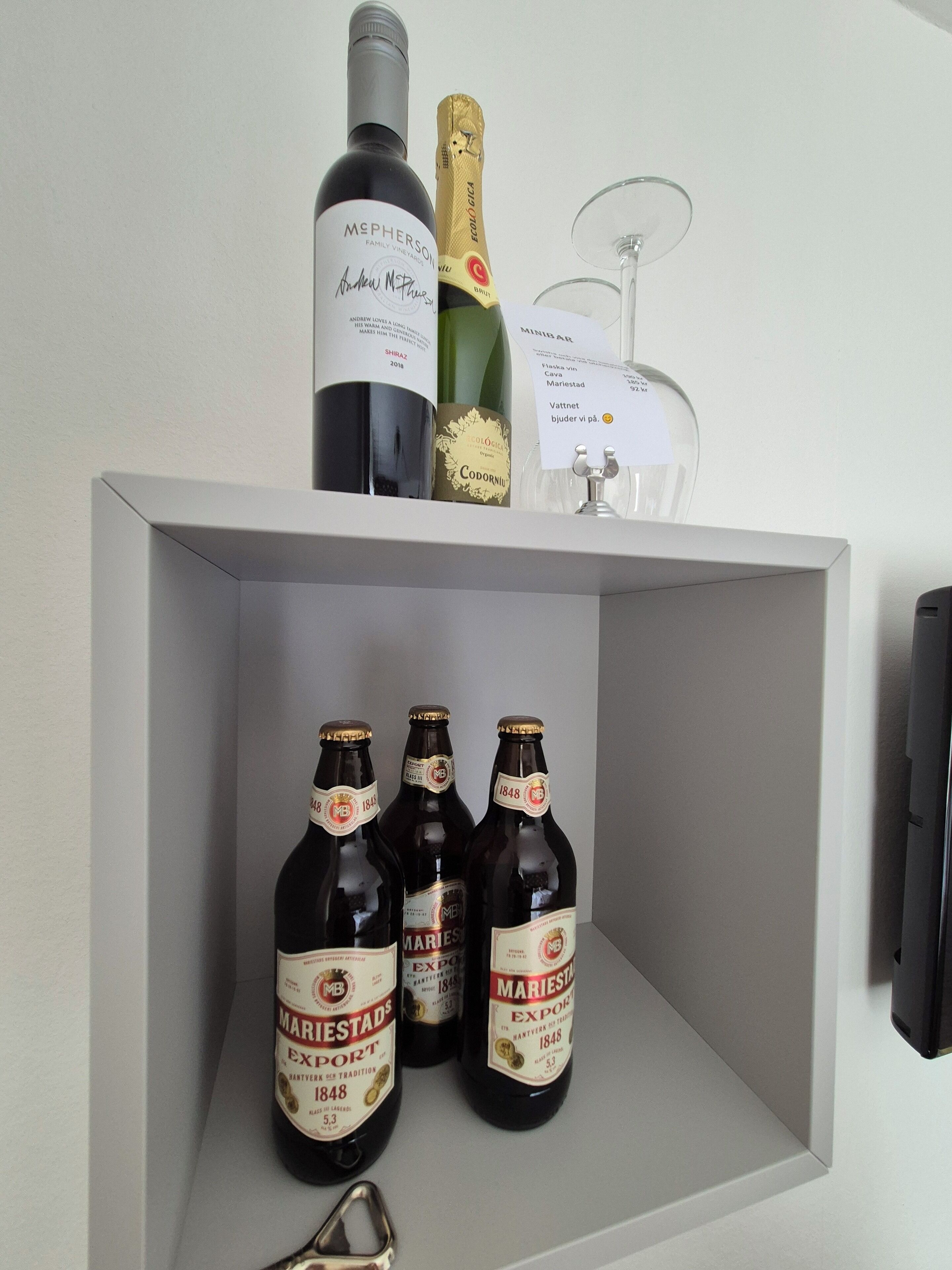 2 bedrooms, blackout curtains, iron/ironing board, free wifi