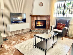 TV connectée, cheminée