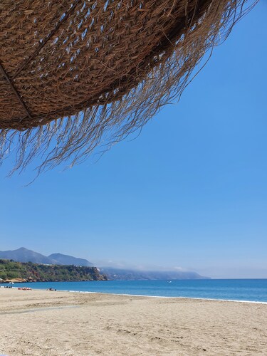 Stylish Townhouse in Parador Nerja – Rooftop, Pools & Steps from the Beach