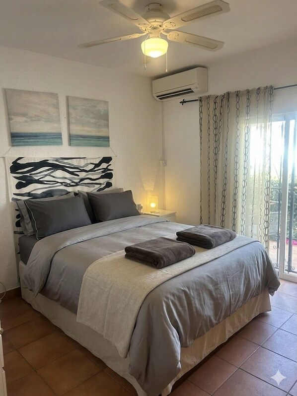 2 bedrooms, desk, iron/ironing board, travel cot