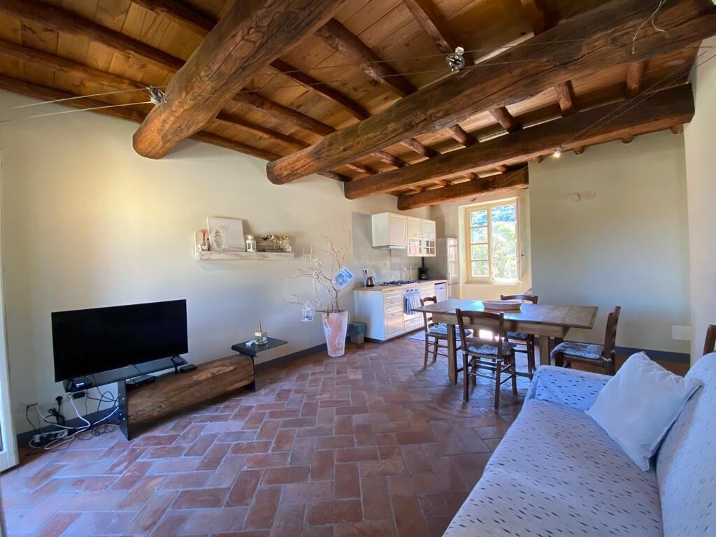 Alloro 6, Trilocale Quaint, a few steps from the center and the sea.