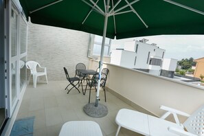 Apartment (Bob graditelj) | Balkon