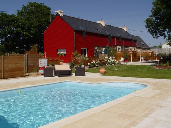 Piscine extérieure, piscine chauffée
