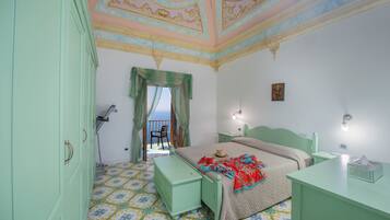 2 bedrooms, desk, iron/ironing board, travel crib