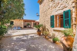 Terrace/patio - Villa Ull de La Font By SunVillas Mallorca (Pollença)