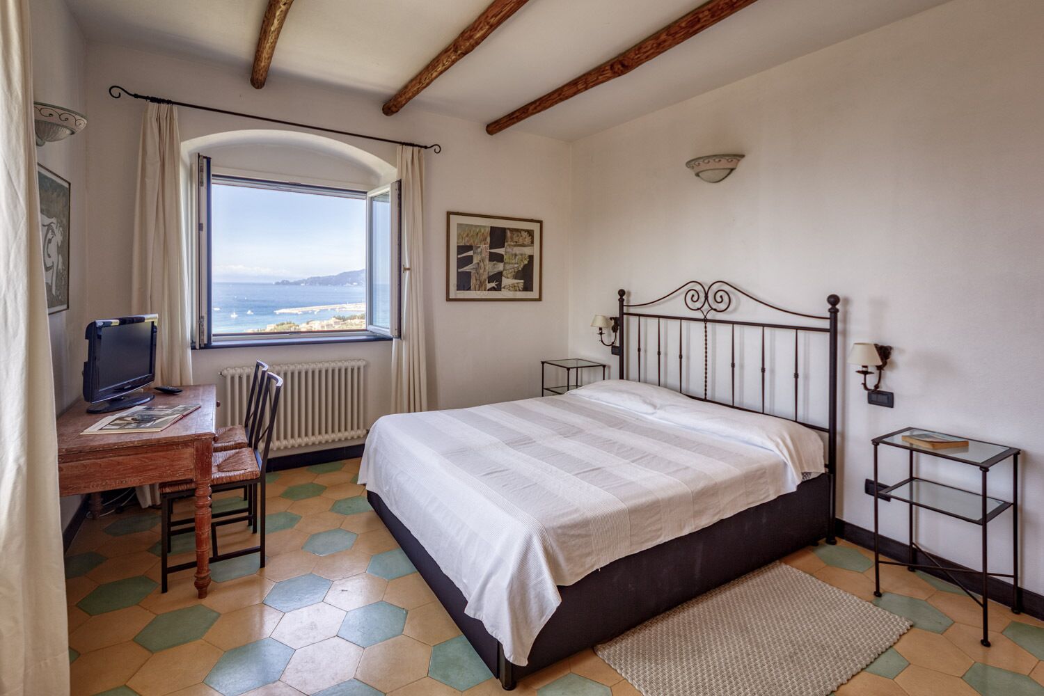 2 chambres, lit parapluie, Wi-Fi gratuit, draps fournis