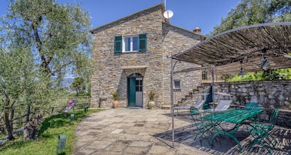 Typische und elegante Villa der italienischen Küste mit atemberaubendem Blick