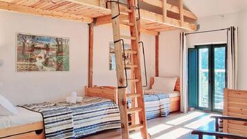 5 bedrooms, iron/ironing board, travel cot, free WiFi