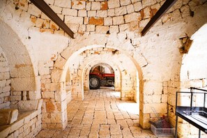 Interior - Masseria Guadiano Vecchio - Casa Bigarreau (Monopoli)