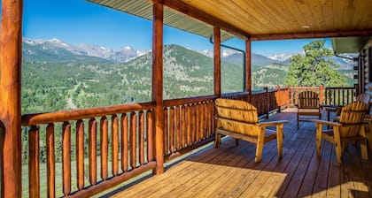 Armstrong Luxury Log Vacation At Windcliff 4 Bedroom Home by RedAwning