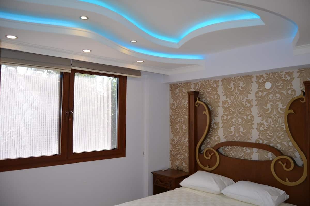 Apartment, Sea View | Premium bedding, in-room safe, individually decorated, desk
