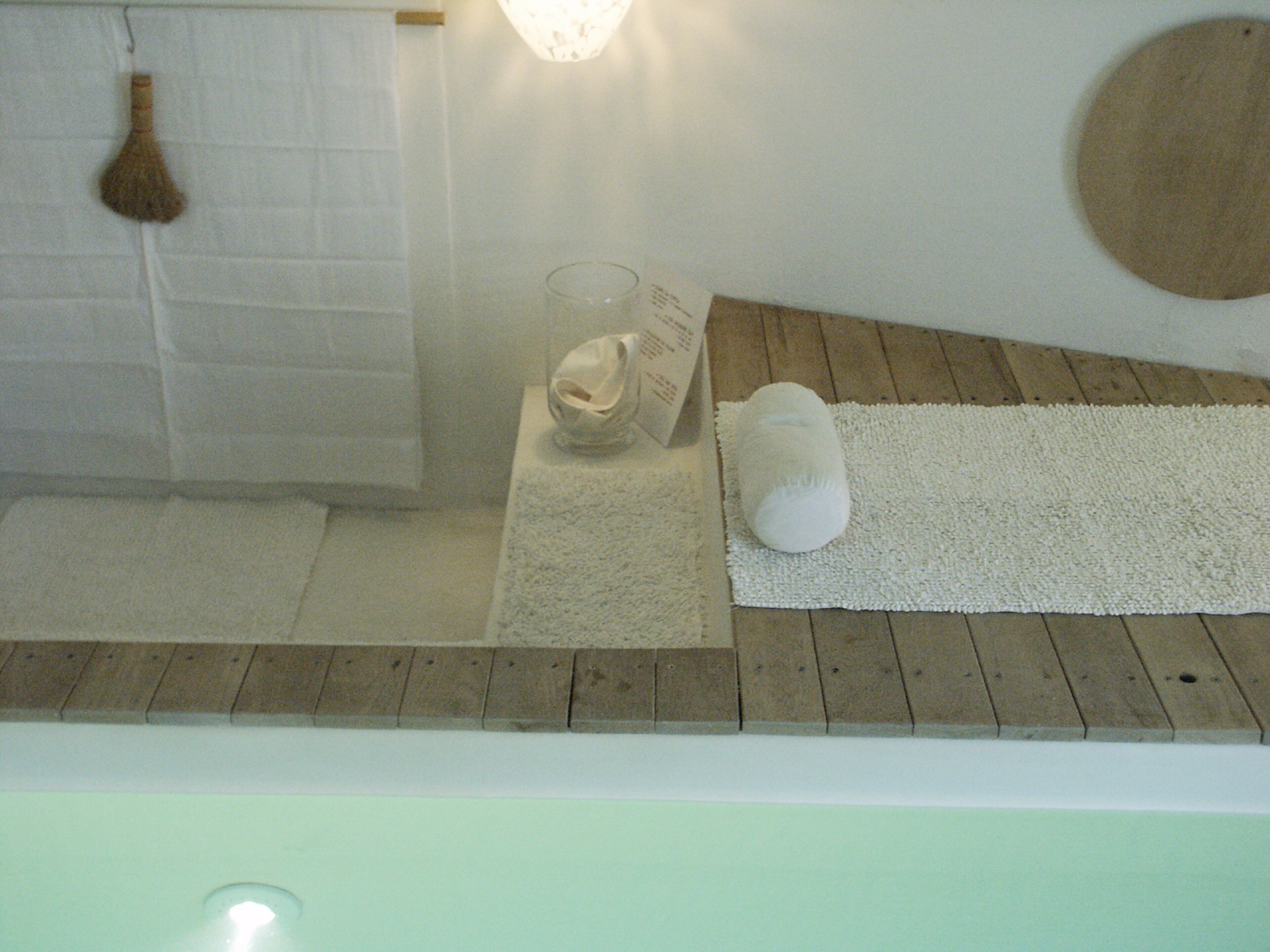 Sublime views of the Golfo Dei Poeti Cinque Terre - Turkish bath hot pool