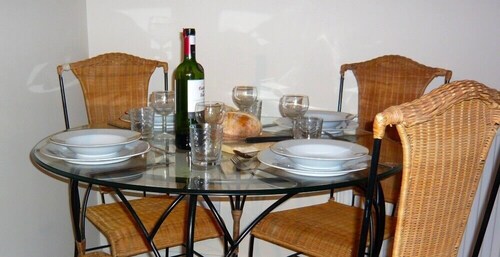 Panoramic views from this 5* apartment with wifi & parking close to the City 