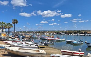 Marina - Luxury Villa close to Tavira and beach with sea views and peaceful rural setting (Santo Estevao)