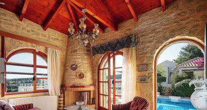 Villa With Unique Design and sea View, 5.5 km From the Beach!